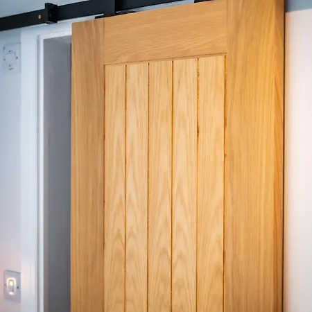 Icon - Free Off-site Health Club Access With Pool, Sauna, Steam & Gym Guest house