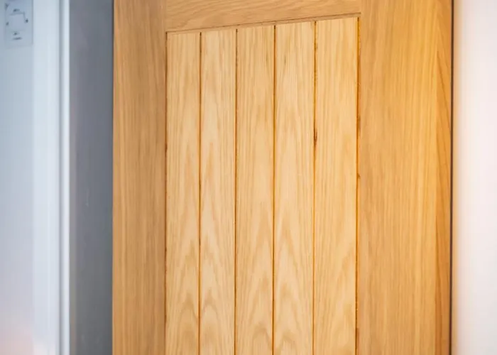 Glen Wynne Recently Renovated - Free Off-site Health Club Access With Pool, Sauna, Steam & Gym Short 5 Minute Drive Away Guest house